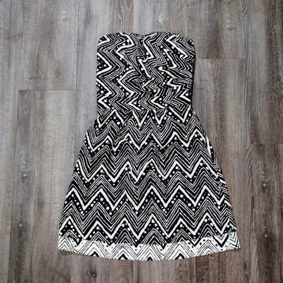 The Limited Strapless Dress - Picture 1 of 4